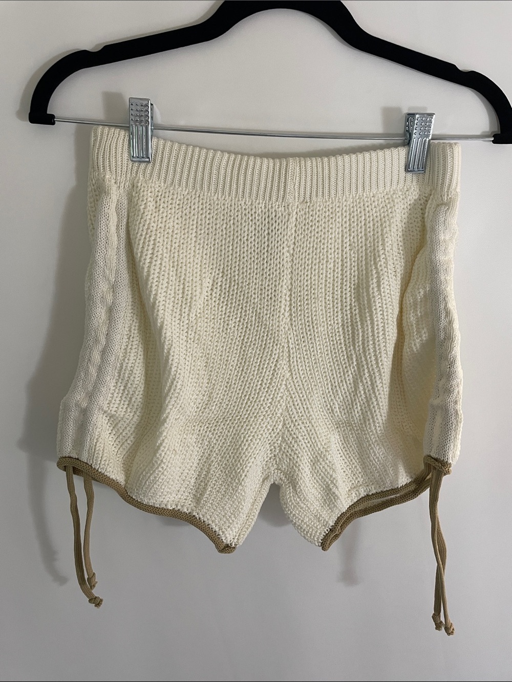 Cream Knit Drawstring Women’s Shorts
